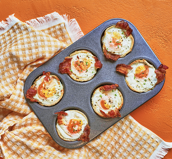 Bacon &amp; Eggs Toast Cups | FREE