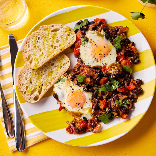 Super speedy shakshuka recipe with FREE eggs
