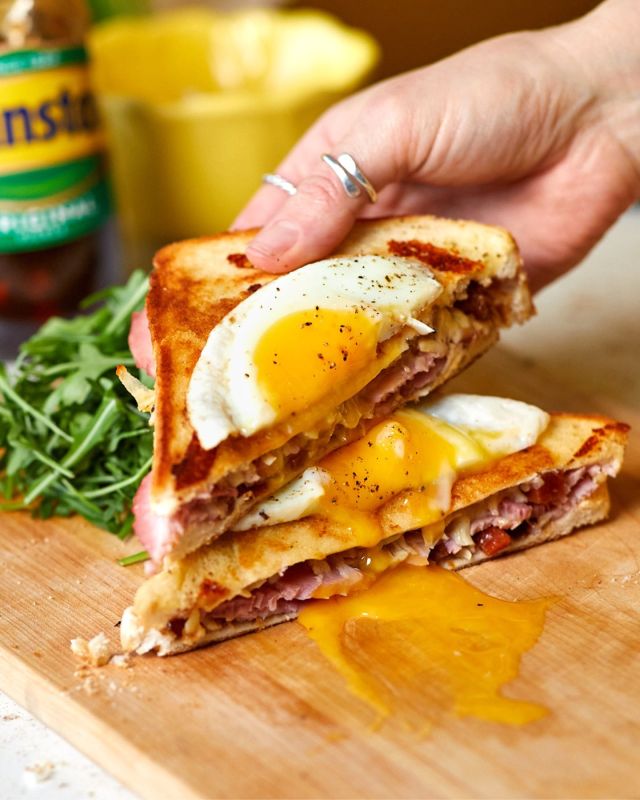 Make Mum smile 💛
Put some sunshine into Mother’s Day and @bringoutthebranston, grab some slices of @warburtonsuk and ham, then crack one of our delicious eggs into the frying pan – our Croque Madame is the perfect choice for today! Find the recipe on our website, to show Mum some love…