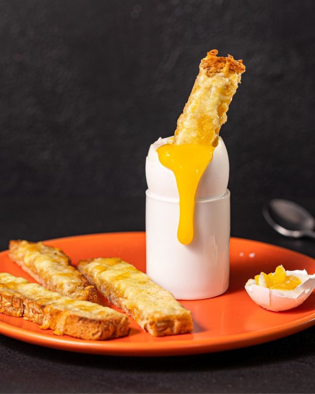 We’re dippy for easy eggs!
Simple sunshine-yolks for supper.  Keep it simple with toasted soldiers, or jazz them up with cheese, marmite, or veggie dippers.
